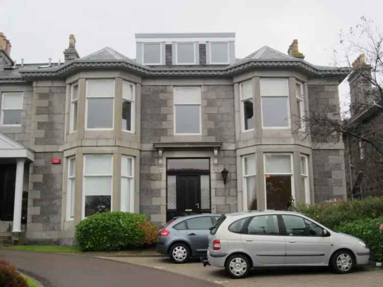 Flat For Rent in Inverbervie, Scotland