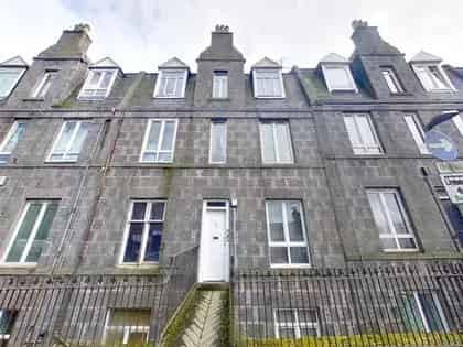 2 Bedroom Flat 66m² Aberdeen Top Floor Apartment