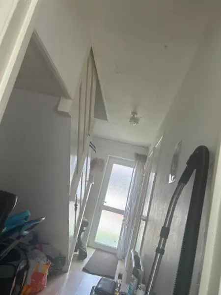 House For Rent in Ashford, England