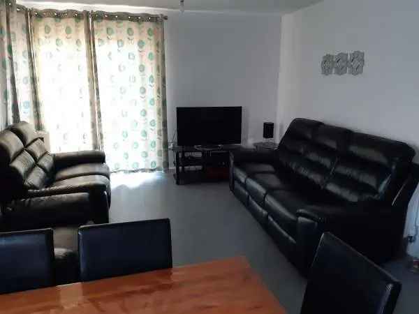 Flat For Rent in Dacorum, England