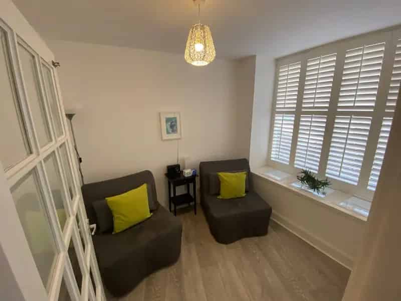 2 Bedroom Flat House to Rent in Edinburgh Stockbridge