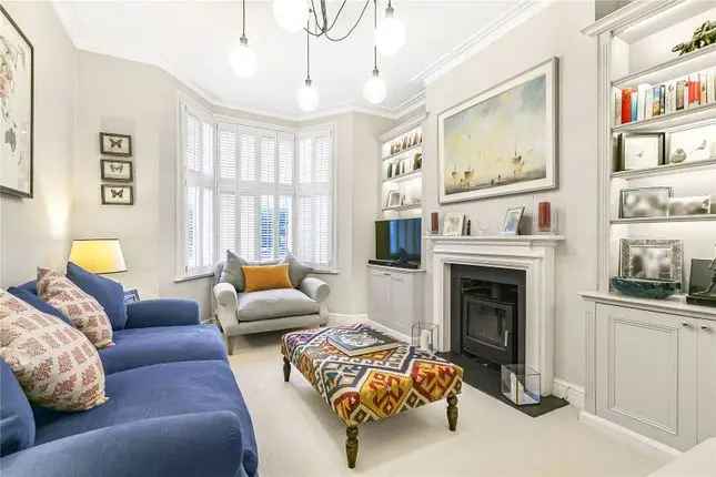 Four Bedroom House for Sale Hydethorpe Road London SW12