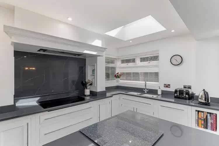 4 Bed Detached House for Sale Near Harrogate Town Centre