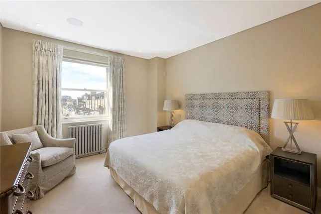 Flat for sale in Pont Street, Knightsbridge, London SW1X