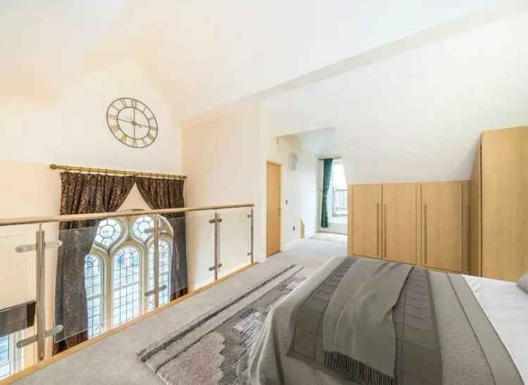 Two Bedroom Church Conversion Apartment Near Broadway