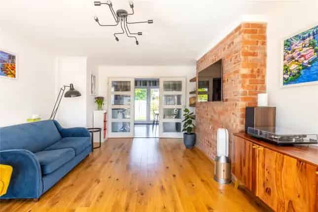 3 Bedroom End Terrace House for Sale in Bristol