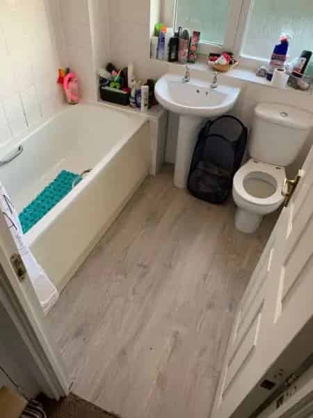 4 Bed Townhouse Near High Street Large Garden