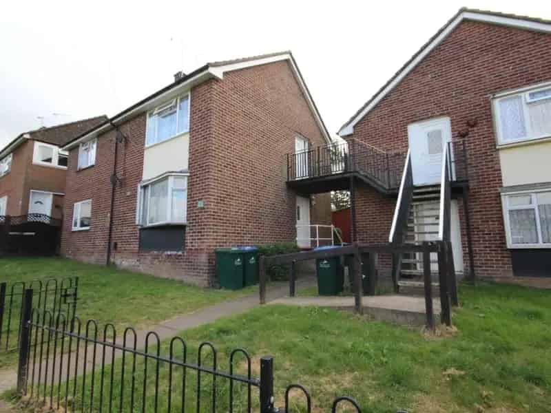 3 Bedroom Maisonette To Rent