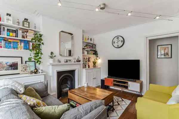 Endlesham Road, London, Wandsworth, SW12 8JP | Property for sale | Savills