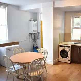 4 Double Bedroom House Manchester Bills Inclusive Student Property