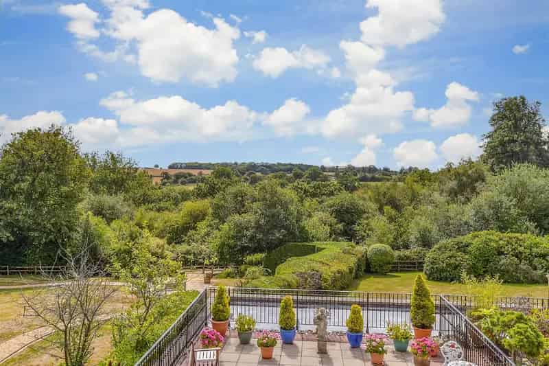 3 Bedroom Flat for Sale in Tunbridge Wells