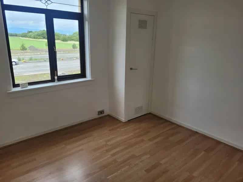 3 Bedroom Flat near Falkirk City Centre