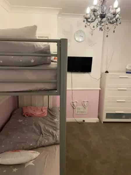 3 Bed Terraced House Near Schools and Amenities