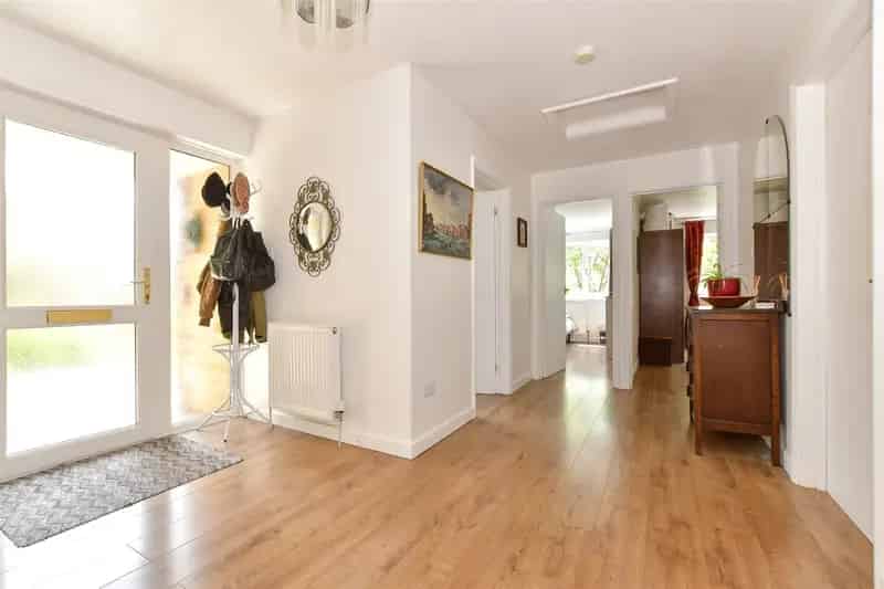3 Bedroom Detached Bungalow for Sale Near Colwell Bay Beach