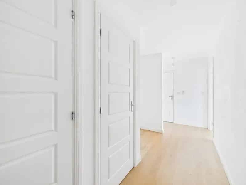 1 Bedroom Ground Floor Apartment with Patio and Park Views