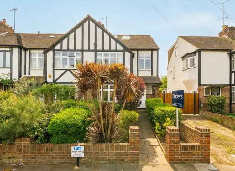 Four Bedroom Family Home in East Twickenham