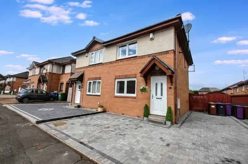 2 Bedroom Semi-Detached House for Sale in Scotland