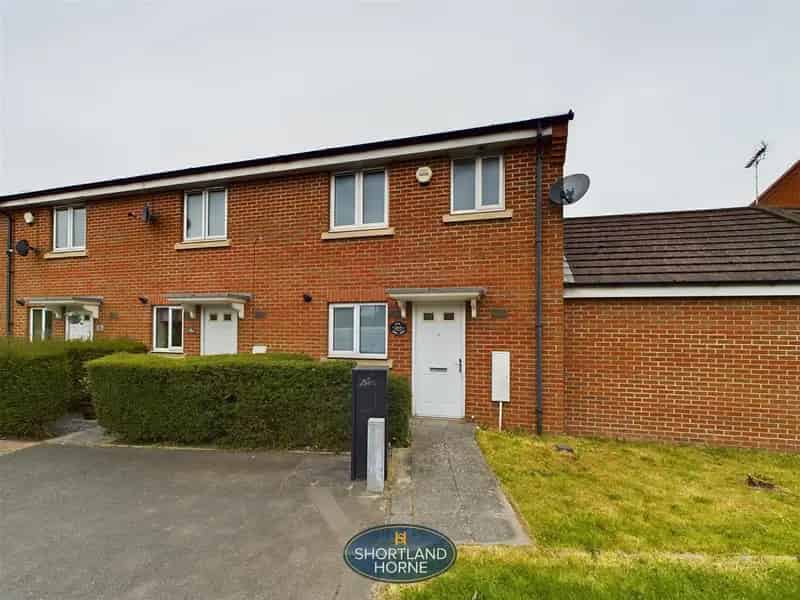 3 Bedroom End Terrace House to Rent New Stoke