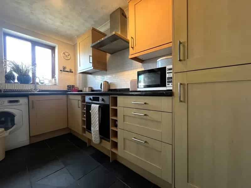 2 Bedroom Flat To Rent Available 18082025