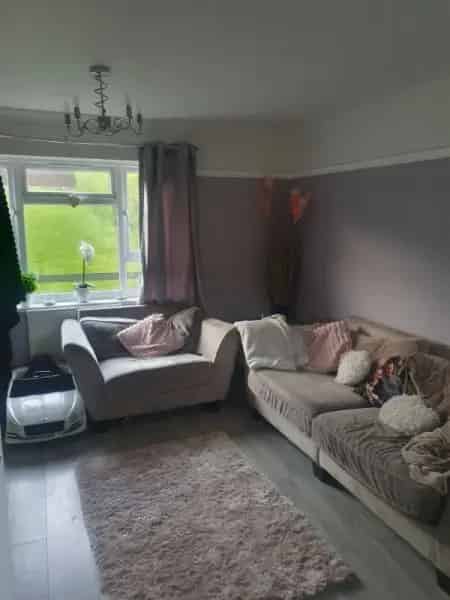 2 Double Bedroom House with Large Garden in Rothwell