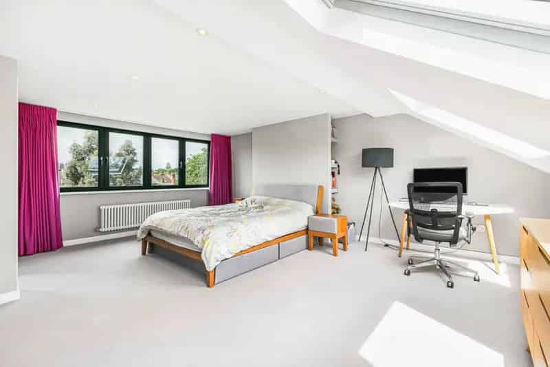 5 bedroom House
 For Sale