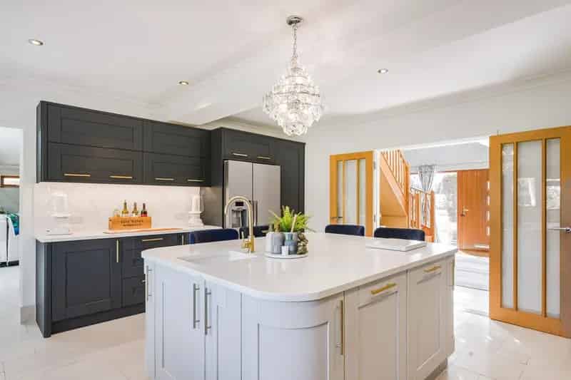Detached House for sale with 4 bedrooms, Felixstowe Road, Nacton