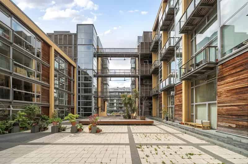 2 Bedroom Flat for Sale in Hackney