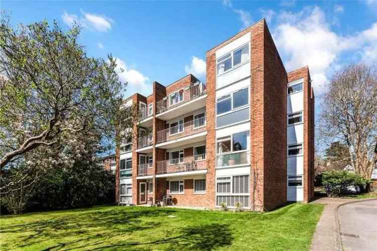 2 Bedroom Flat for Sale near Beckenham Station