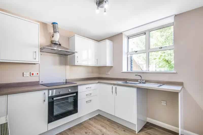 One Bedroom Flat Near Lower Sydenham Station