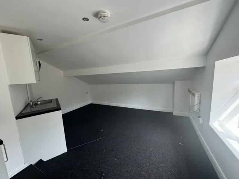 1 Bedroom Flat To Rent Available Now