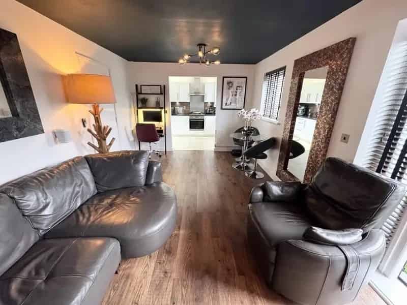 2 Bed Flat for Sale in Old Harlow