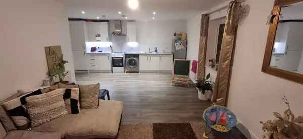 2 Bed 1st Floor Flat Faversham Lakes