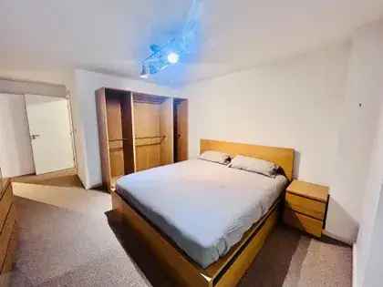 2 Bedroom Apartment Manchester Castlefield Super King Beds Ensuite