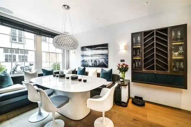 Mews house for sale in Princes Gate Mews, South Kensington, London SW7