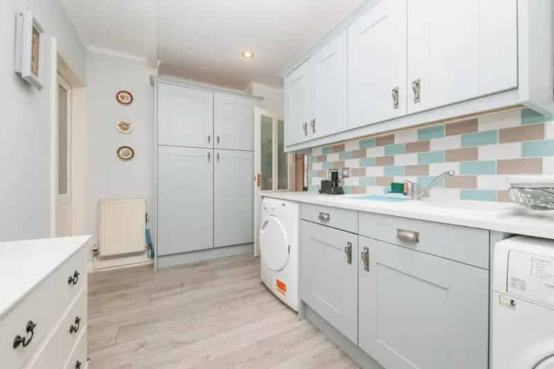 Spacious Family Home in Harwich with Sea Views and Large Garden
