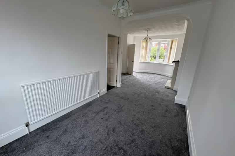 Three Bedroom Semi-Detached Home in Scawsby