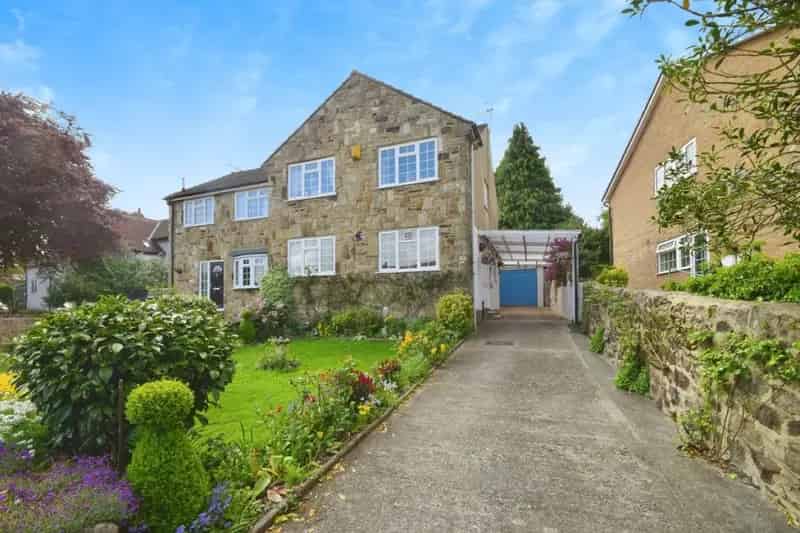 4 Bedroom House For Sale Near Amenities and Schools