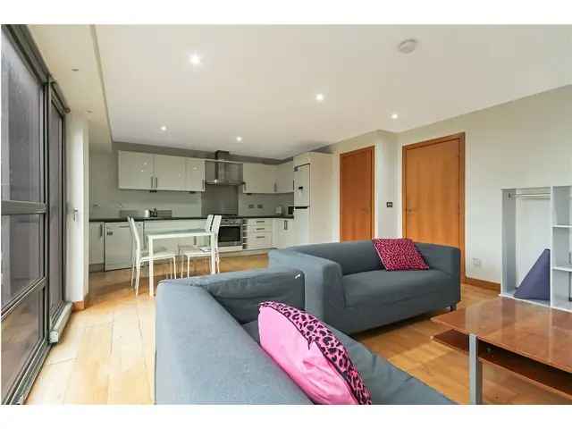 2 Bedroom Flat for Sale in Glasgow's Merchant City