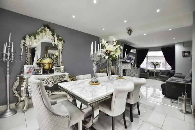 4 Bedroom House For Sale in Whitchurch