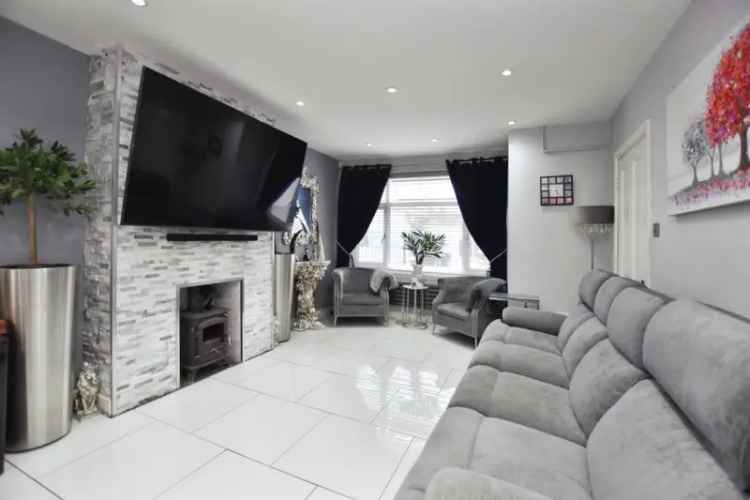 4 Bedroom House for Sale in Whitchurch