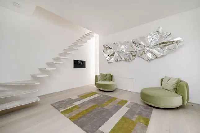 Flat for sale in Green Street, London W1K