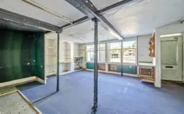 7 West Allington: Commercial Unit & Maisonette