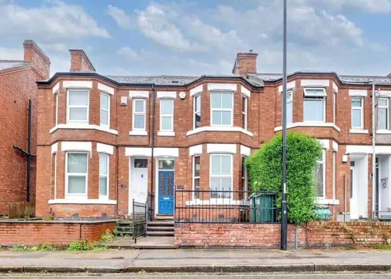 4 Bedroom Terraced House for Sale