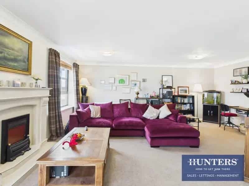 2 Bedroom Apartment for Sale in Sunderland with Coastal Views