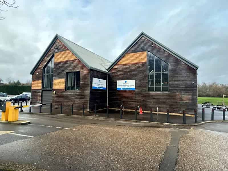 Modern Retail Property for Lease Ferry Meadows Country Park