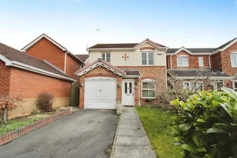 3 Bedroom Detached House For Sale