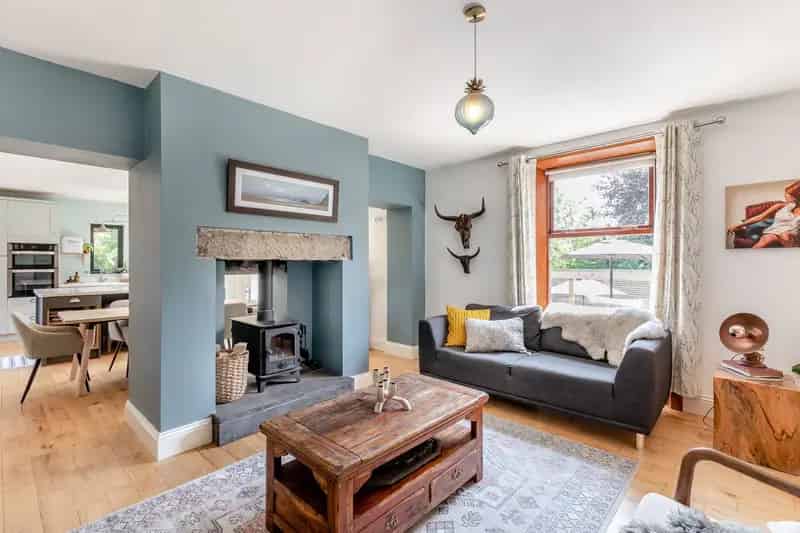 4 Bedroom Detached House for Sale Penistone
