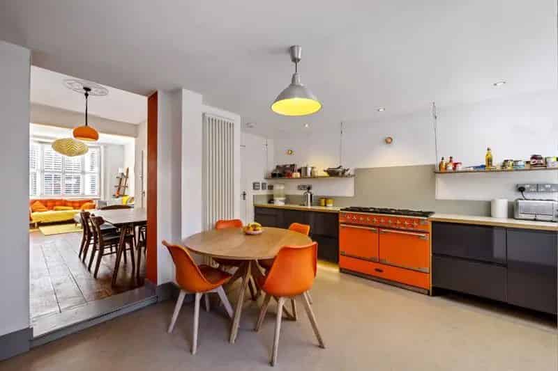 3 Bedroom Terraced House for Sale in Queen's Park