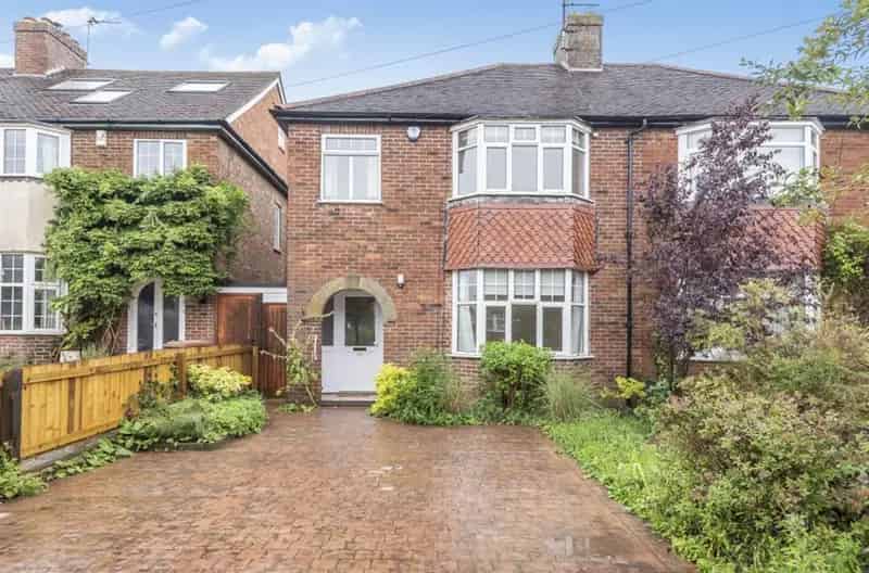3 Bedroom House for Sale in Oxford - Carlton Road