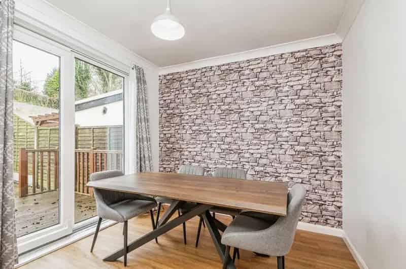 3 Bedroom Semi Detached House for Sale Birkenshaw West Yorkshire